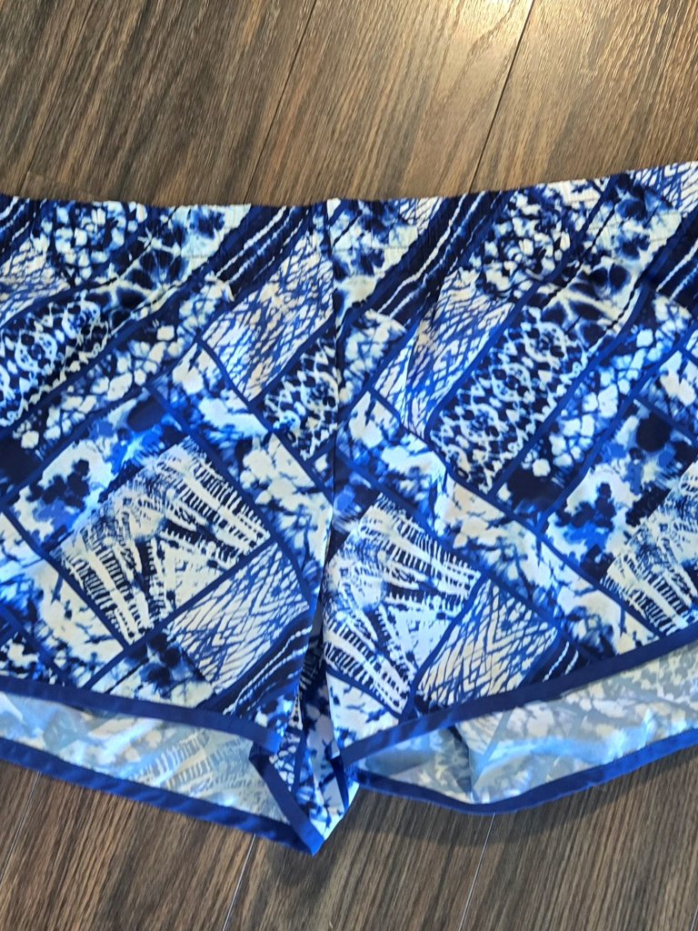 Danskin Blue & White Athletic Shorts W/ Briefs Size Xl
